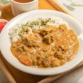 Carne guisada de ternera al curry suave y coco
